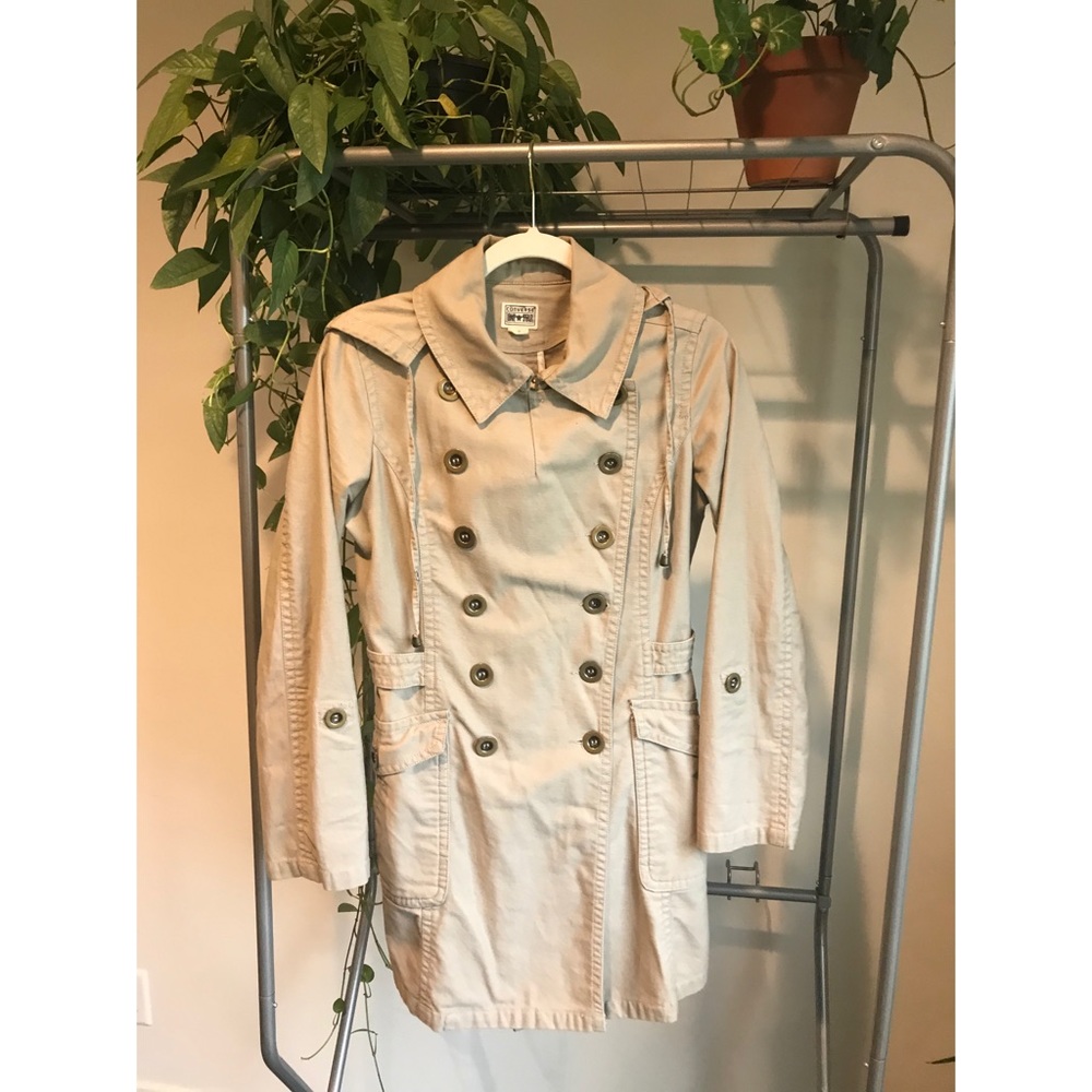 Converse trench coat